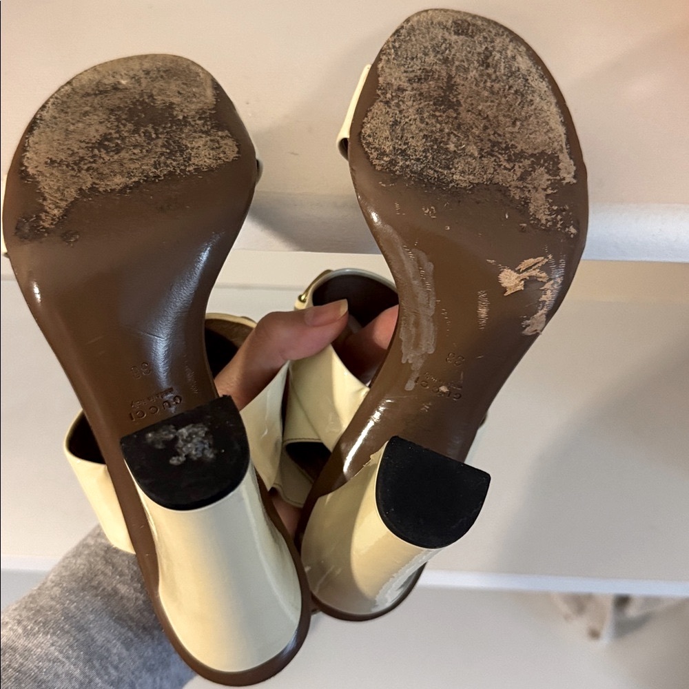 Gucci Cream Patent Leather Block Heel Sandals - Picture 7 of 10